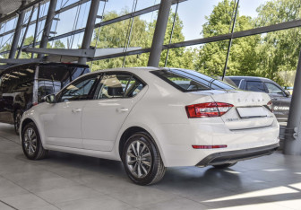 Новый Skoda Octavia Liftback 2025 (5 фото)