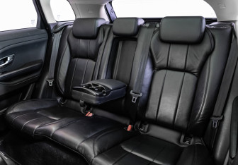 Подержанный автомобиль Land Rover Range Rover Evoque 2015 года (24 фото)