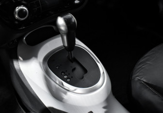 Подержанный автомобиль Nissan Juke 2011 года (11 фото)