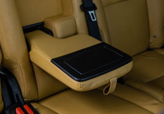 Подержанный автомобиль Volvo XC90 2015 года (23 фото)