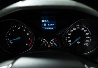 Подержанный автомобиль Ford Focus Wagon 2014 года (12 фото)