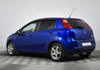 Подержанный автомобиль Fiat Punto Hatchback 2008 года (7 фото)