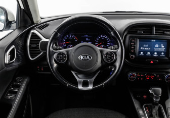 Подержанный автомобиль Kia Soul 2020 года (13 фото)