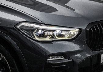 Подержанный автомобиль BMW X5 2019 года (11 фото)