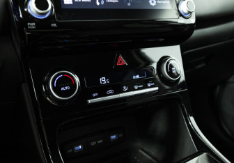 Подержанный автомобиль Hyundai Creta 2021 года (19 фото)