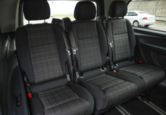Подержанный автомобиль Mercedes-Benz Vito 2016 года (27 фото)