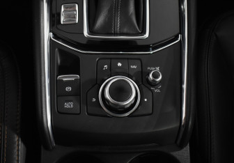 Подержанный автомобиль Mazda CX-5 2018 года (18 фото)