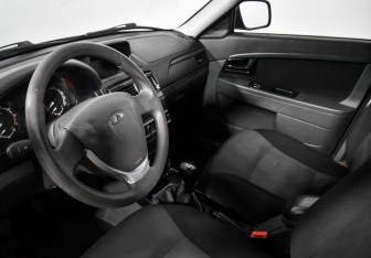 Подержанный автомобиль LADA (ВАЗ) Priora Sedan 2016 года (9 фото)