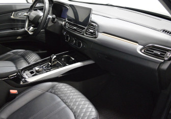 Подержанный автомобиль Exeed TXL 2020 года (12 фото)