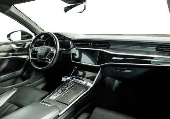 Подержанный автомобиль Audi A6 Sedan 2018 года (9 фото)