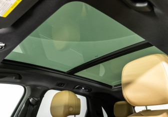 Подержанный автомобиль Porsche Cayenne 2019 года (23 фото)