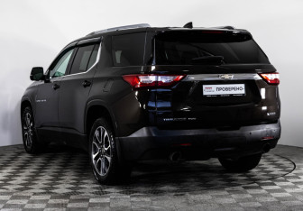Подержанный автомобиль Chevrolet Traverse 2018 года (7 фото)