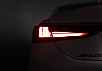 Подержанный автомобиль Lexus ES 2020 года (35 фото)