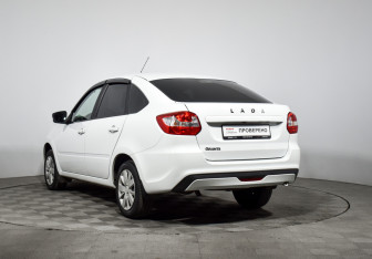Подержанный автомобиль LADA (ВАЗ) Granta Liftback 2023 года (7 фото)
