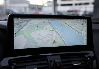 Подержанный автомобиль BMW X4 2016 года (16 фото)