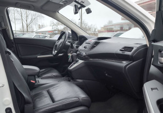 Подержанный автомобиль Honda CR-V 2014 года (25 фото)