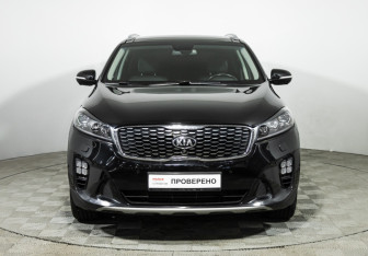 Подержанный автомобиль Kia Sorento 2020 года (2 фото)