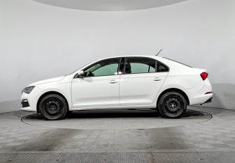 Подержанный автомобиль Skoda Rapid Liftback 2020 года (8 фото)