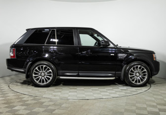 Подержанный автомобиль Land Rover Range Rover Sport 2012 года (4 фото)