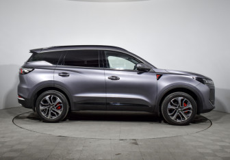 Подержанный автомобиль Chery Tiggo 7 Pro Max 2024 года (4 фото)