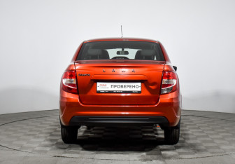 Подержанный автомобиль LADA (ВАЗ) Granta Sedan 2019 года (6 фото)