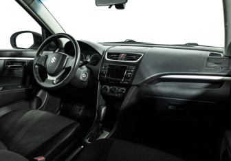 Подержанный автомобиль Suzuki Swift Hatchback 2011 года (9 фото)