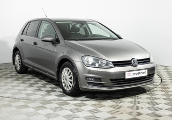 Подержанный автомобиль Volkswagen Golf Hatchback 2013 года (3 фото)