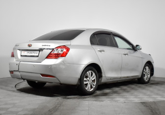 Подержанный автомобиль Geely Emgrand EC7 Sedan 2013 года (5 фото)