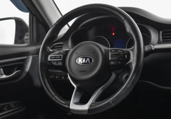 Подержанный автомобиль Kia Rio Hatchback 2019 года (14 фото)