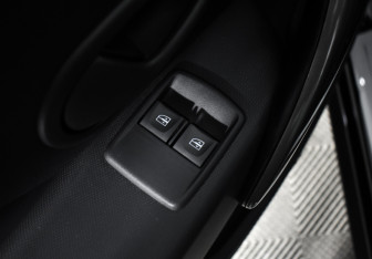 Подержанный автомобиль Renault Sandero 2021 года (10 фото)