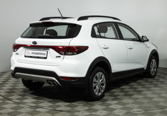 Подержанный автомобиль Kia Rio Hatchback 2020 года (5 фото)