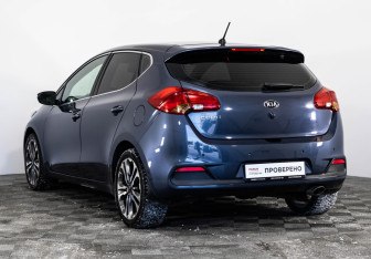 Подержанный автомобиль Kia Ceed Hatchback 2013 года (7 фото)