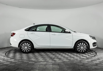 Подержанный автомобиль LADA (ВАЗ) Vesta Sedan 2023 года (4 фото)