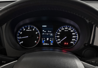 Подержанный автомобиль Mitsubishi Outlander 2018 года (17 фото)