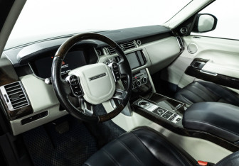 Подержанный автомобиль Land Rover Range Rover 2014 года (11 фото)