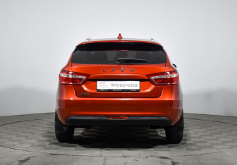 Подержанный автомобиль LADA (ВАЗ) Vesta Wagon 2018 года (5 фото)