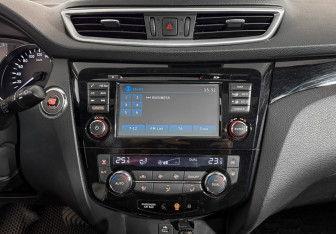Подержанный автомобиль Nissan Qashqai 2014 года (16 фото)