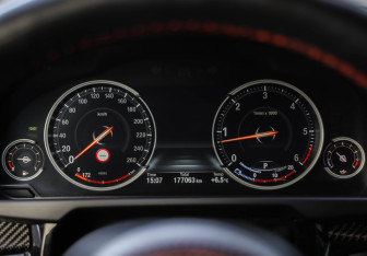 Подержанный автомобиль BMW X6 2019 года (12 фото)