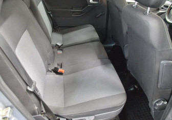Подержанный автомобиль Opel Meriva 2007 года (13 фото)
