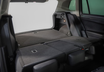 Подержанный автомобиль Volkswagen Tiguan 2019 года (32 фото)