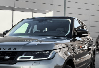Подержанный автомобиль Land Rover Range Rover Sport 2019 года (2 фото)