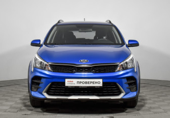 Подержанный автомобиль Kia Rio Hatchback 2021 года (2 фото)