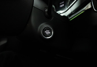 Подержанный автомобиль Skoda Karoq 2020 года (16 фото)