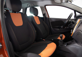 Подержанный автомобиль Renault Kaptur 2016 года (10 фото)