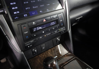 Подержанный автомобиль Toyota Camry Sedan 2017 года (15 фото)