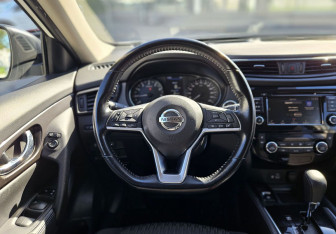 Подержанный автомобиль Nissan X-Trail 2020 года (14 фото)