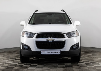 Подержанный автомобиль Chevrolet Captiva 2012 года (2 фото)