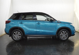 Подержанный автомобиль Suzuki Vitara 2021 года (4 фото)