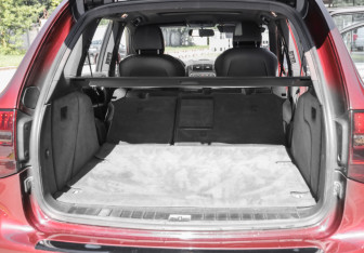 Подержанный автомобиль Porsche Cayenne 2007 года (27 фото)