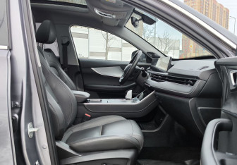 Подержанный автомобиль Chery Tiggo 7 Pro Max 2023 года (17 фото)